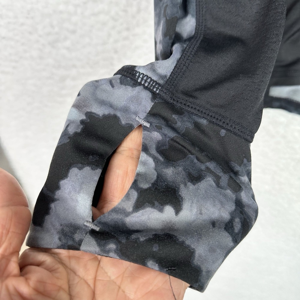 Athleta Camo Long Sleeve Workout Top XL Gray Black Thumbholes Athletic Running - Picture 5 of 11